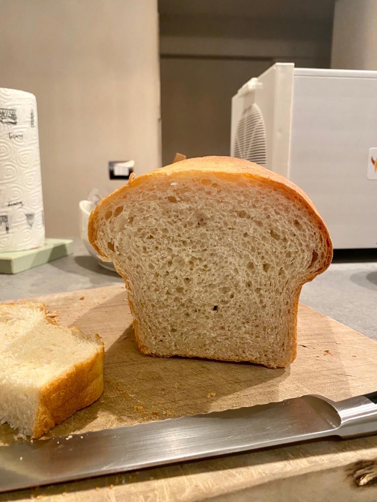 Pane integrale con semi e sorpresa