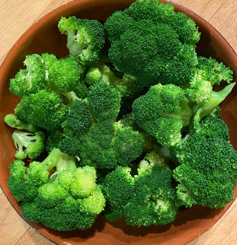 Pesto di broccoli ed acciughe