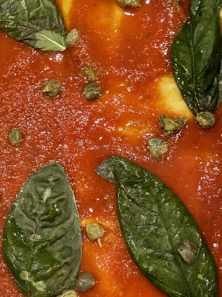 Lasagne pomodoro basilico e capperi