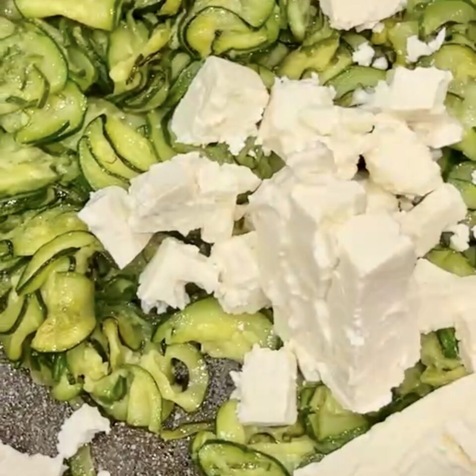 Torta salata di zucchine e feta