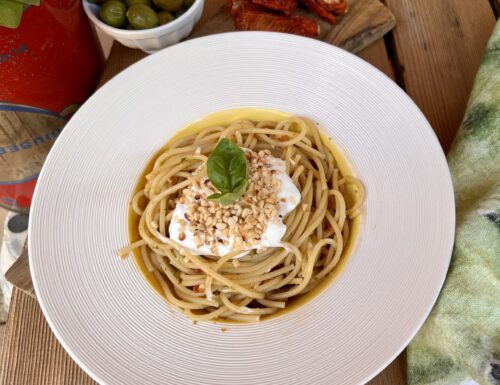 Pasta al pesto di pomodori secchi