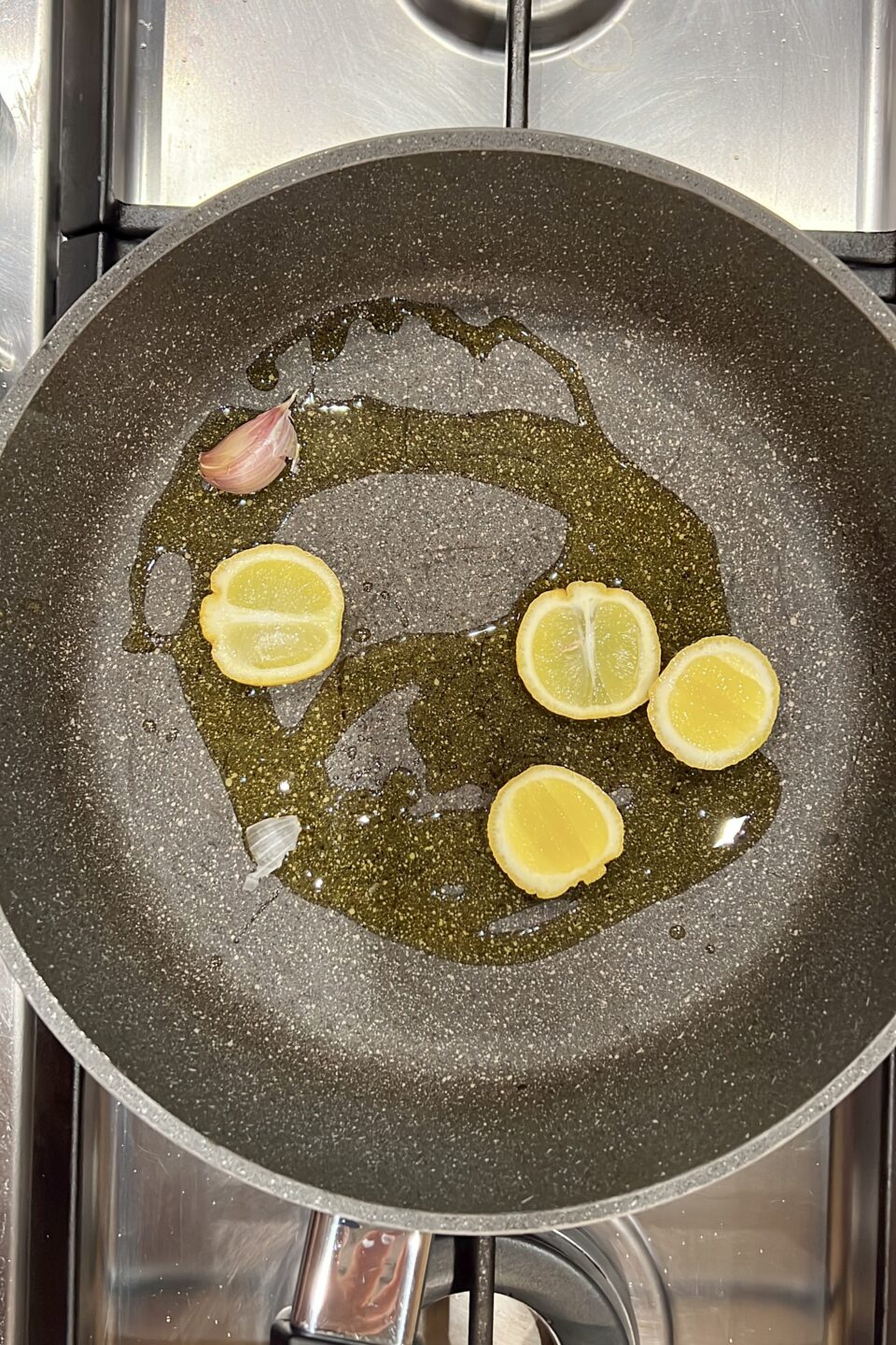 Filetti di gallinella capperi e limone