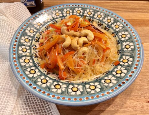 Ricetta di spaghetti di riso ai peperoni