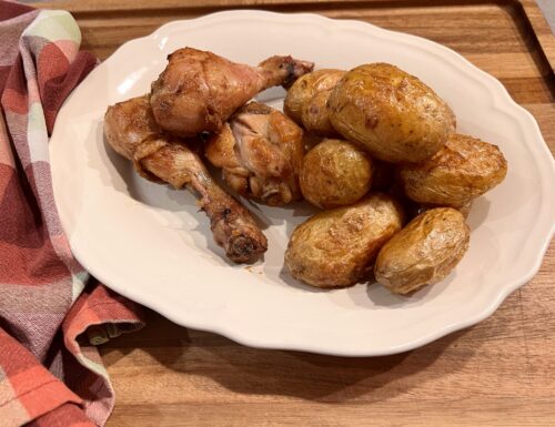 Pollo al forno con patate novelle