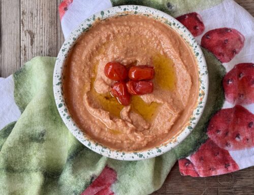 Hummus ai pomodori ciliegini