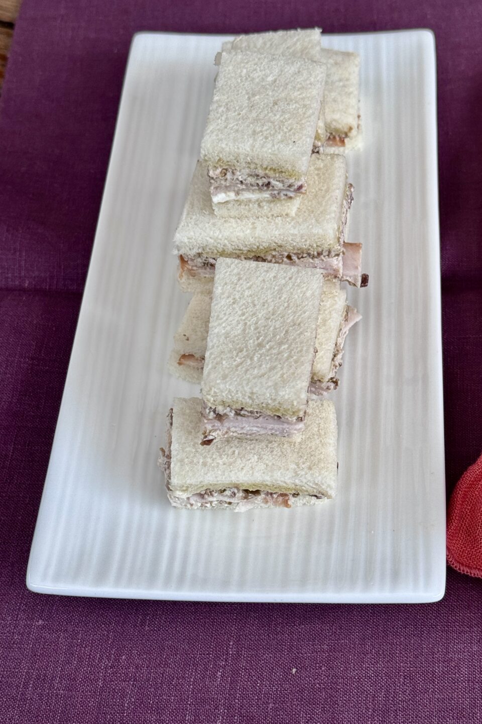 Tramezzini con crema di olive