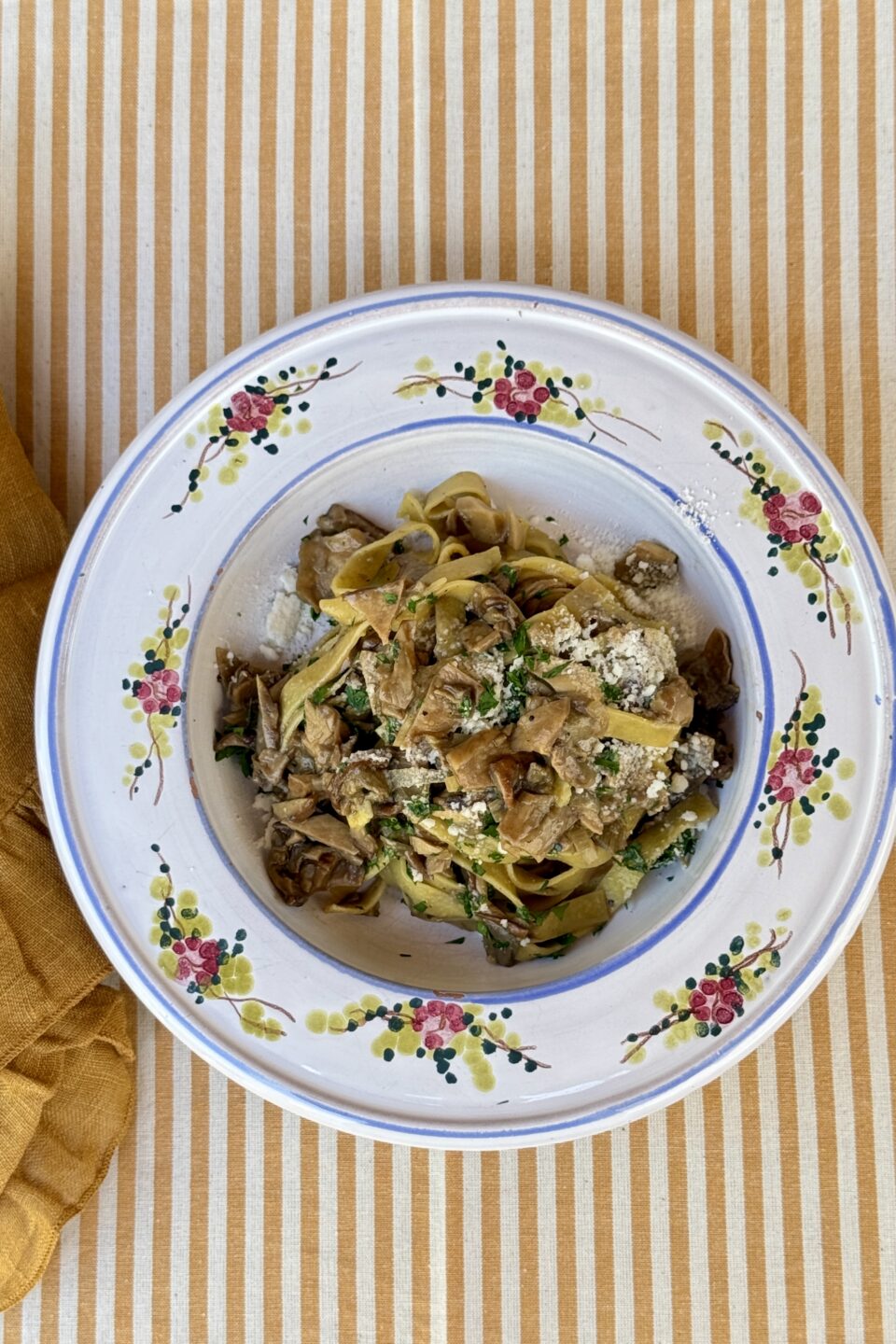 Tagliatelle ai funghi porcini secchi