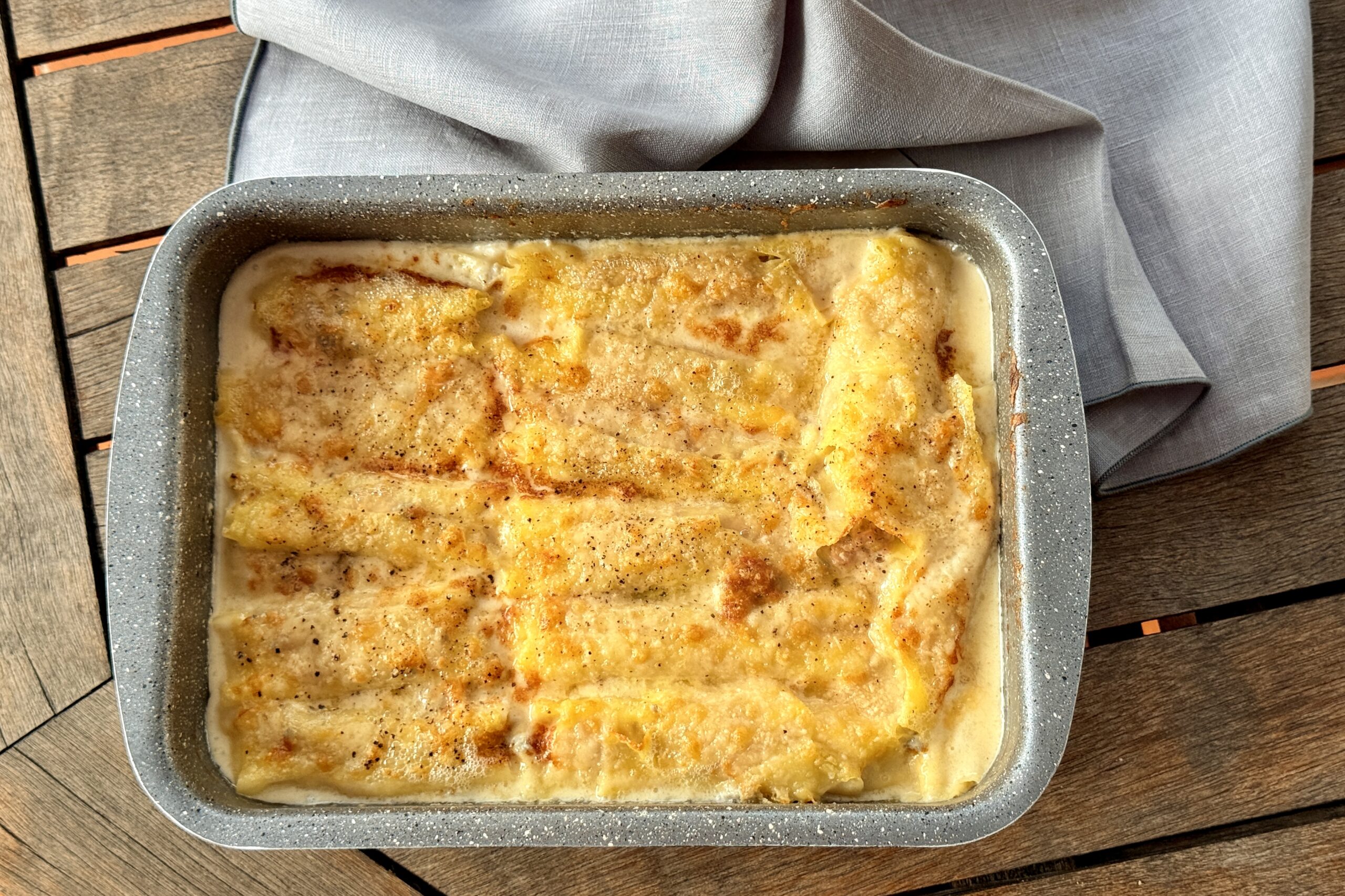 Cannelloni al forno con prosciutto cotto e salsa al gorgonzola